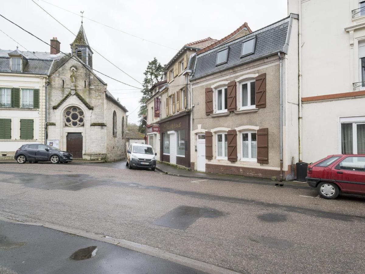 Lovely Holiday Home Near Joset Alain Dun-sur-Meuse Extérieur photo